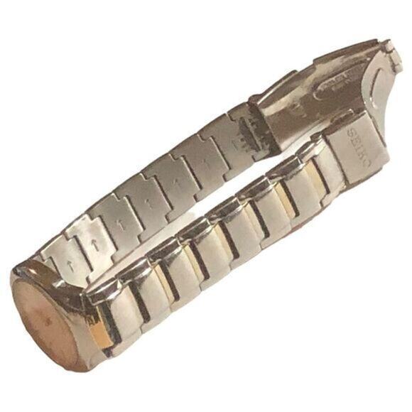 Seiko Elegant silver Wristwatch Analog Quartz‎ Timepiece - Picture 7 of 8